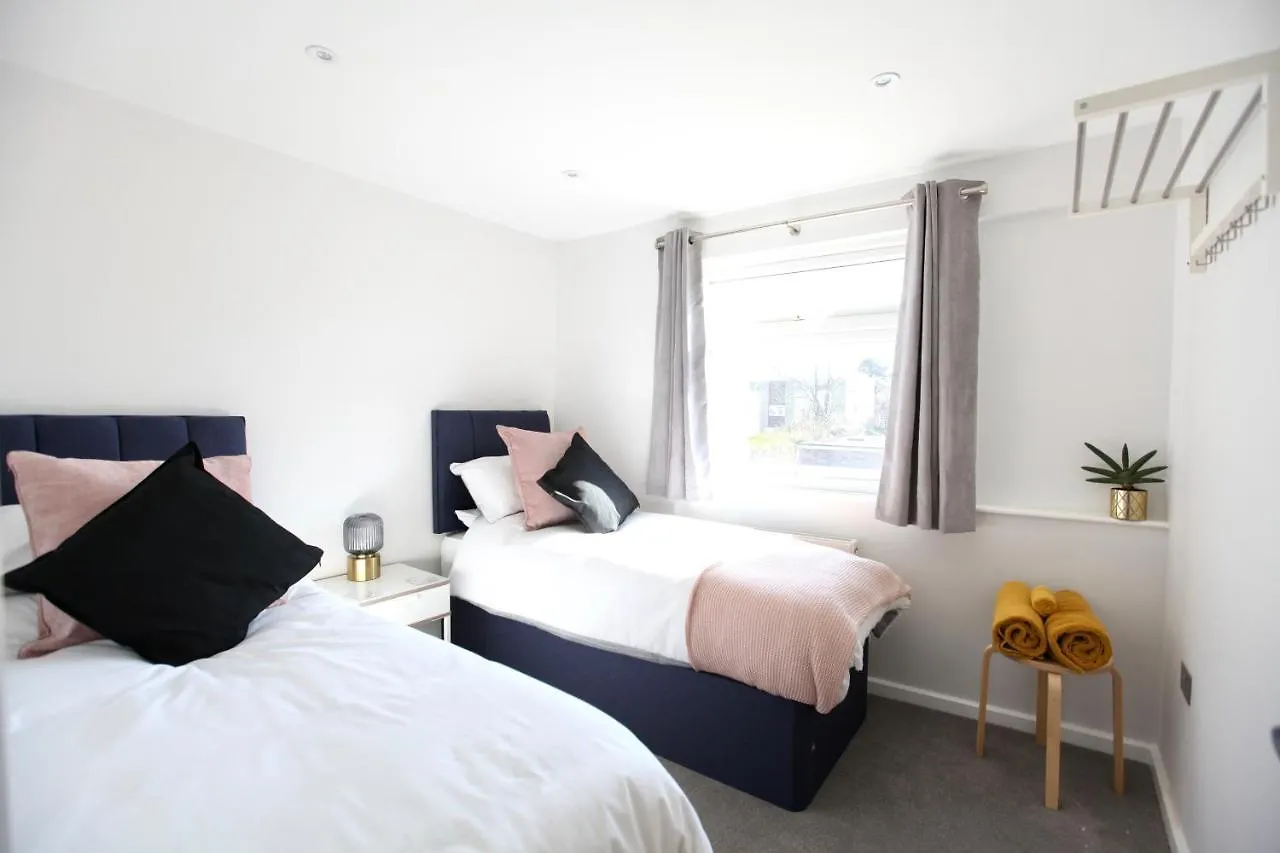 Stylish Cambridge City Pad 0*,  Regno Unito